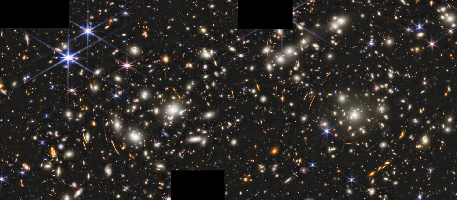 RXC J0600 galaxy cluster